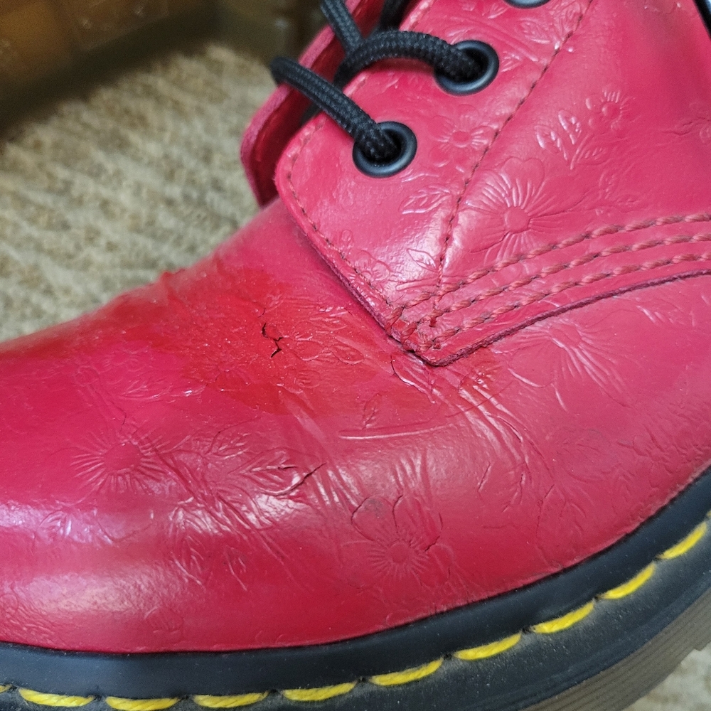 DR MARTENS Y2K flower embossed red Pascal leather combat boots 8 / 39 - Picture 13 of 16